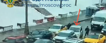Мужчина, который пытался сбить полицейских в Москве, направлен на принудительное лечение