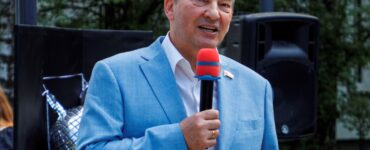 Открытая тренировка по волейболу прошла в Измайлово в рамках проекта «Дворовый тренер»  фото