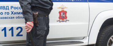 Полицейские задержали курьера мошенников, обманувших пенсионерку в Подмосковье на 1,1 млн рублей