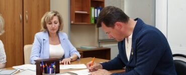 Романенко подал документы для участия в выборах в Госдуму