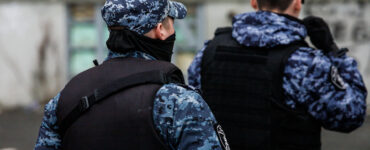 Росгвардейцы задержали супружескую пару при попытке обокрасть гипермаркет в Пушкино