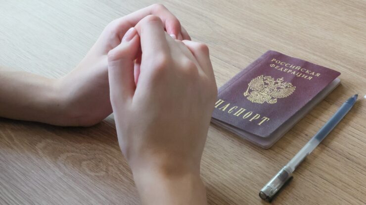 Собянин провел встречу с Кравцовым и обсудил с ним успешную сдачу ЕГЭ в Москве