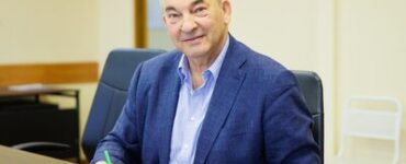 Третьяк подал документы для участия в выборах в Госдуму девятого созыва