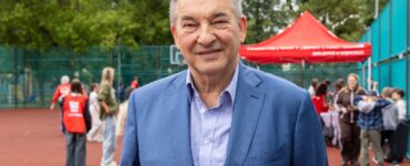 В Гольяново прошел дворовый турнир по пионерболу фото