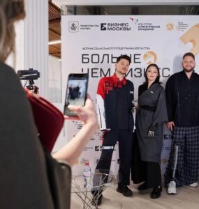 В Москве состоялся инклюзивный показ «Мода хоровода»