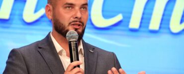 В СВАО поздравили семьи с большим стажем совместной жизни  фото