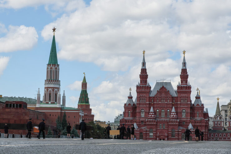 Водителей предупредили об ограничении движения в Москве на Ильинке 2 августа