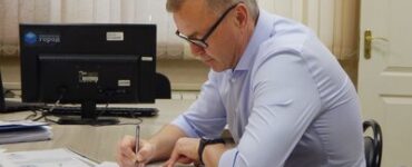 Военный врач Назаров подал документы для участия в выборах в Госдуму девятого созыва 