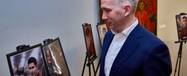 Выставка «Герои среди нас» открылась в управе района Замоскворечье