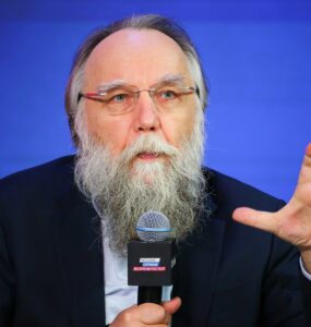 Дугин призвал отрезать Украину от моря и суши