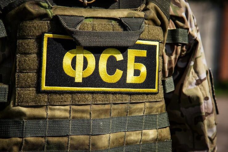 Генерал-майор ФСБ в отставке Лаптев покончил с собой в Москве