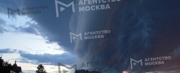 МЧС предупредило о дожде с грозой и сильном ветре в Подмосковье в ночь на среду