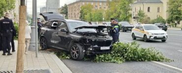 Один человек погиб в результате дорожной аварии на Ленинском проспекте