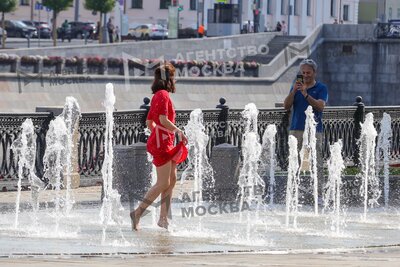 «Оранжевый» уровень опасности из-за жары объявлен в Москве 5–7 августа