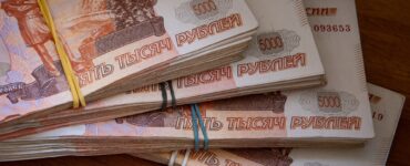 Пенсионер из Москвы в попытках спасти свои сбережения лишился 18 млн рублей