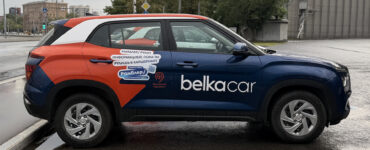 Портал «Рамблер» забрендировал 1000 автомобилей BelkaCar в рамках офлайн-кампании