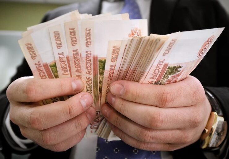 Психолог Чеботарева: Женатые мужчины зарабатывают больше холостяков