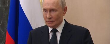 Путин посетил Архангельский собор после обретения мощей Дмитрия Донского