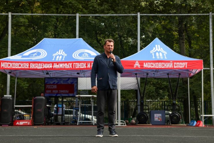 Спортивное мероприятие ко Дню Российского флага прошло в Чертаново Южное