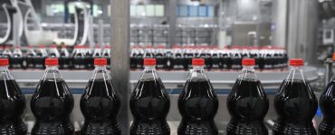 Терапевт Волгина: Употребление сладкой газировки может спровоцировать развитие рака