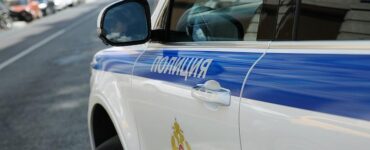 В Москве пьяный мужчина ранил канцелярским ножом пенсионера у детской площадки