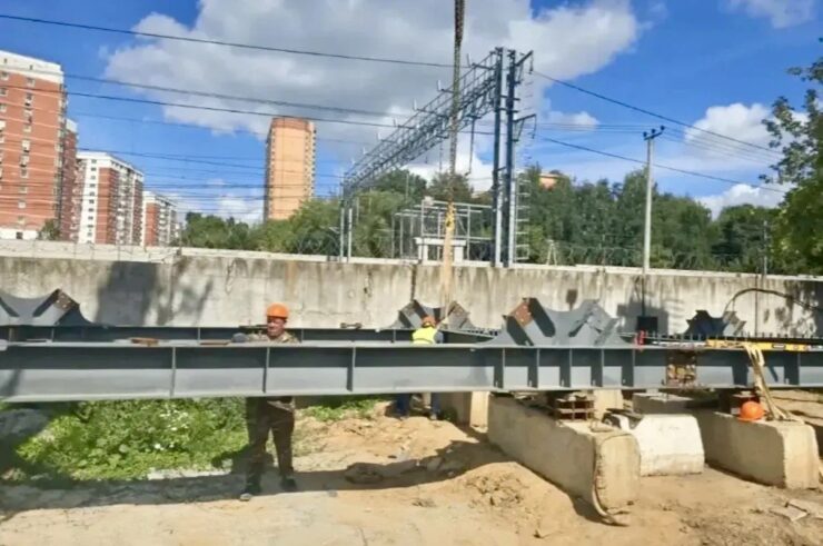 В Одинцове готовность разноуровневого пешеходного перехода через ж/д пути составляет 40%