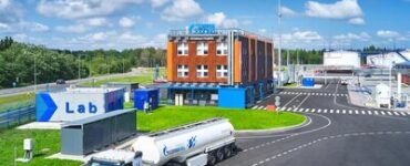 «Газпром нефть» увеличила поставки авиатоплива в рамках Северного завоза