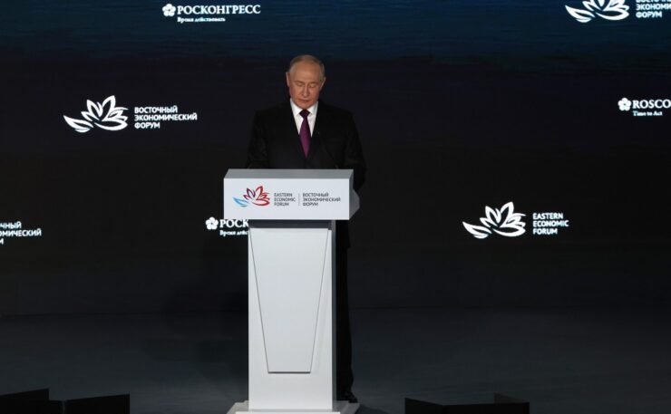 Путин рассказал о способах защиты российских НПЗ от налетов