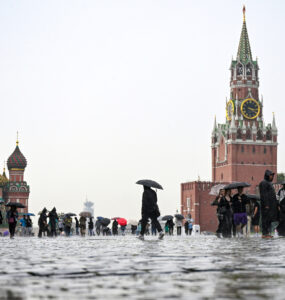 РИА Новости: Приезжающие в Москву туристы из Турции хотят посетить могилу поэта Назыма Хикмета