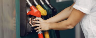 Российские АЗС официально возвращают бензин класса Евро-2