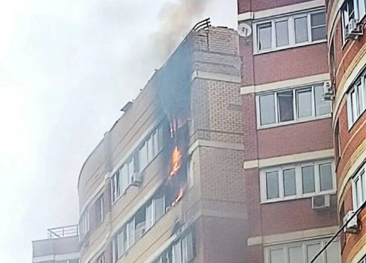 Воробьев: в Подмосковье несколько беспилотников попали в многоквартирные дома