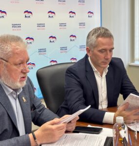 Встреча с героями сборника «Сегодня волонтеры объединяют» прошла в ЦАО
