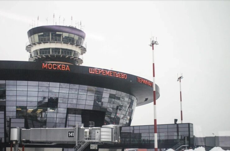 Глава СК потребовал доклад о смерти матери и младенца в Шереметьево