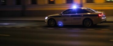 Лада вылетела на встречную полосу и врезалась в автобус на трассе М-5 «Урал» в Подмосковье