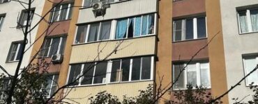 Мать выпавшего из окна в Некрасовке ребенка могут поставить на учет