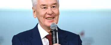 Мэр Москвы Собянин поздравил президента России Путина с днем рождения