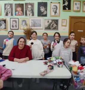 Творческий мастер-класс, посвященный необычному празднику, прошел в районе Очаково-Матвеевское