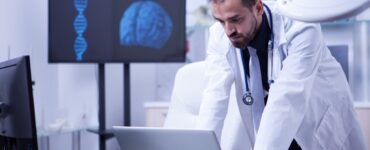 В МГУ предлагают учитывать разногласия врачей при оценке медицинского ИИ