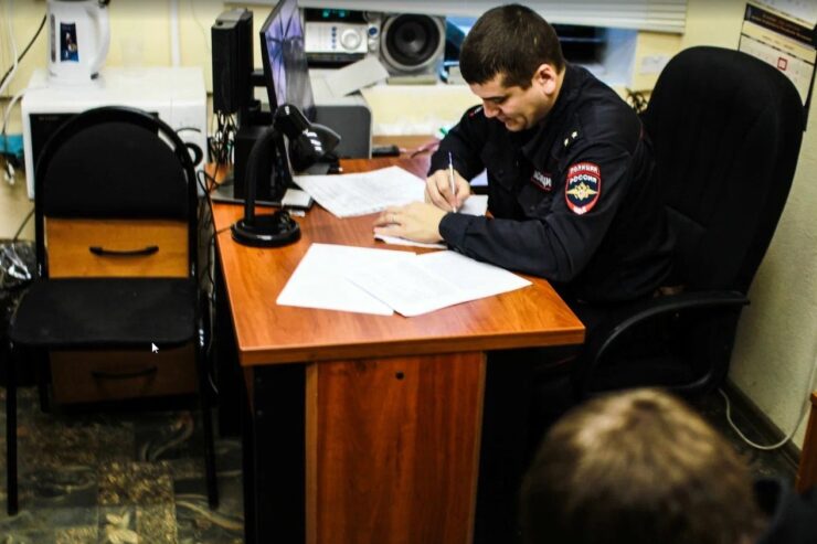 В Подмосковье задержали работников предприятия за хищение гранитных памятников