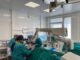 Врачи МОНИКИ нашли причину полугодового «плача» пациента: редкий слезный камень
